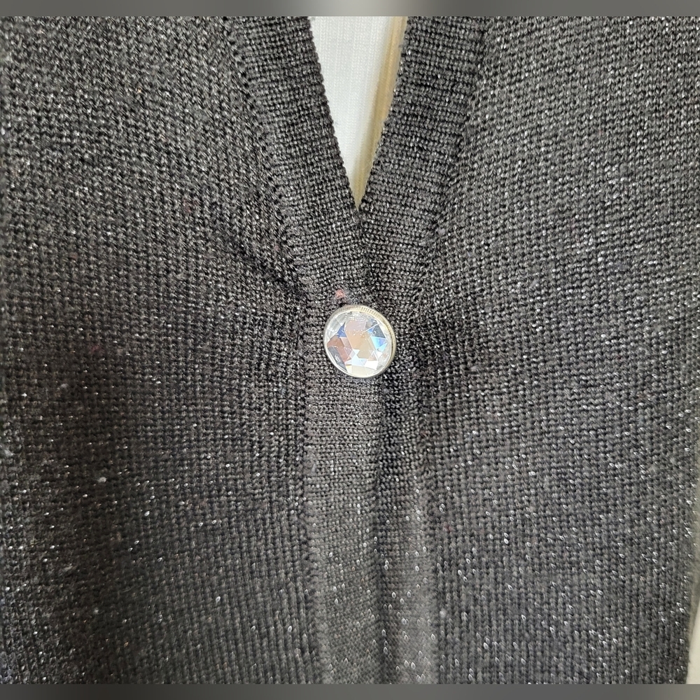 LIZ & ME Black and Silver Metallic 1 Button Sweater - Plus Size 1X - Picture 8 of 10